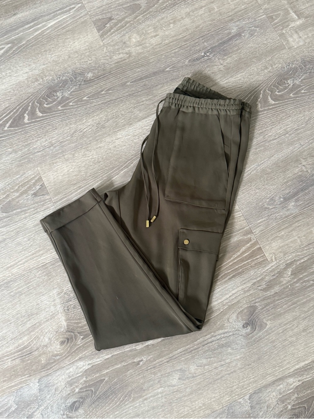 H&M Olive Green Women's Cargo Jogger Pants